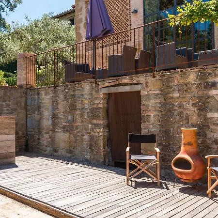 Rustic In With Private Terrace Vakantiehuis